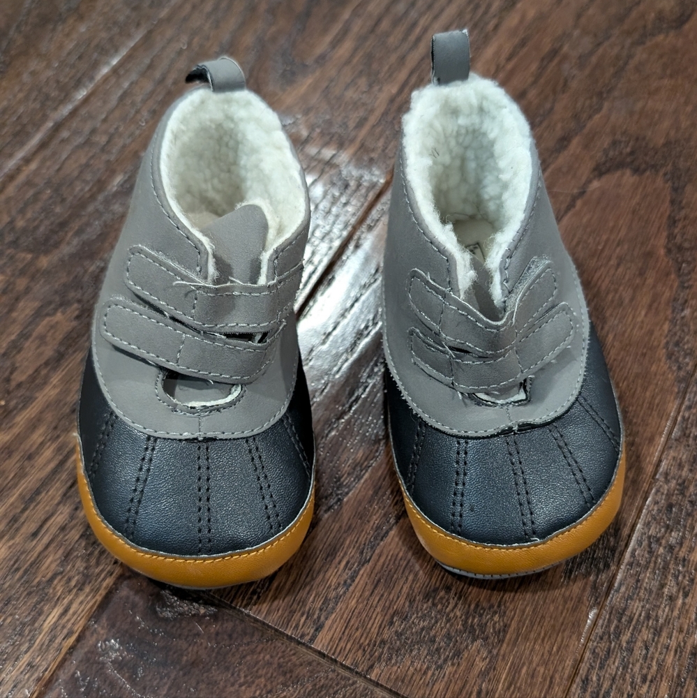 Carter's Ducky Style Boot Sz 12 M *See Description*